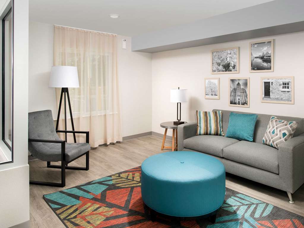Woodspring Suites Carol Stream - Chicago 餐厅 照片
